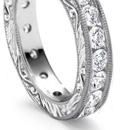 dazzling diamond rings can be appreciated from any angle