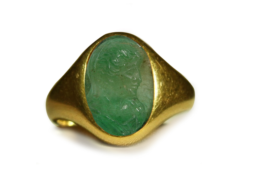 Authentic Ancient Signet Rings with Rich Green Color & Vibrant Egypt Emerald Red Sea in Gold Signet Ring Depicting A Emporer, Roman Court Gem-cutter Matteo dal Nassaro, Goldsmith Designs, Copies & Images, Artist Florentine Gem Cutter of the time of Lorenzo de Medici (1449 -1492) Workshop Roman & French Courts