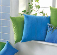 Add the stylish look to your home decor with our discounted and stylish decorative pillows. Bring the extra comfort to your living room or bedroom, our selection has the all the pillows with a wide variety at a affordable price.